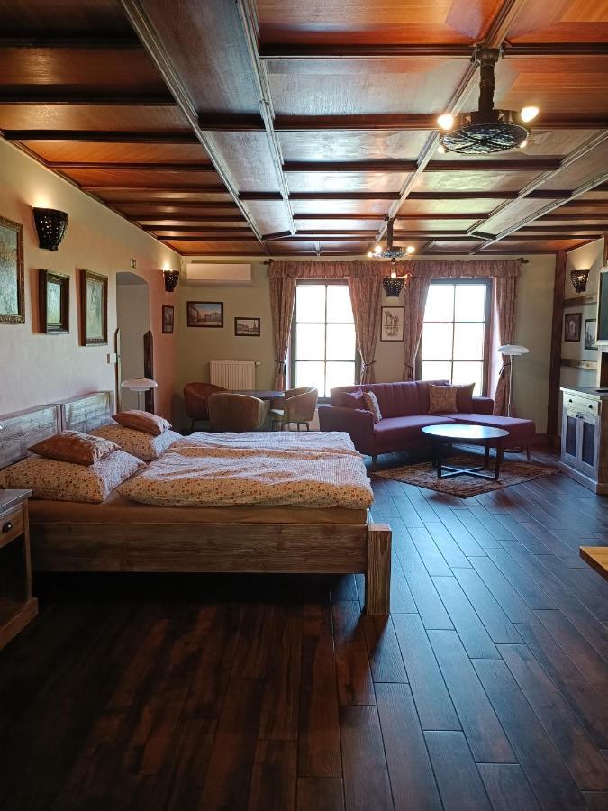 U Paluku Apartman Chrudim Kültér fotó